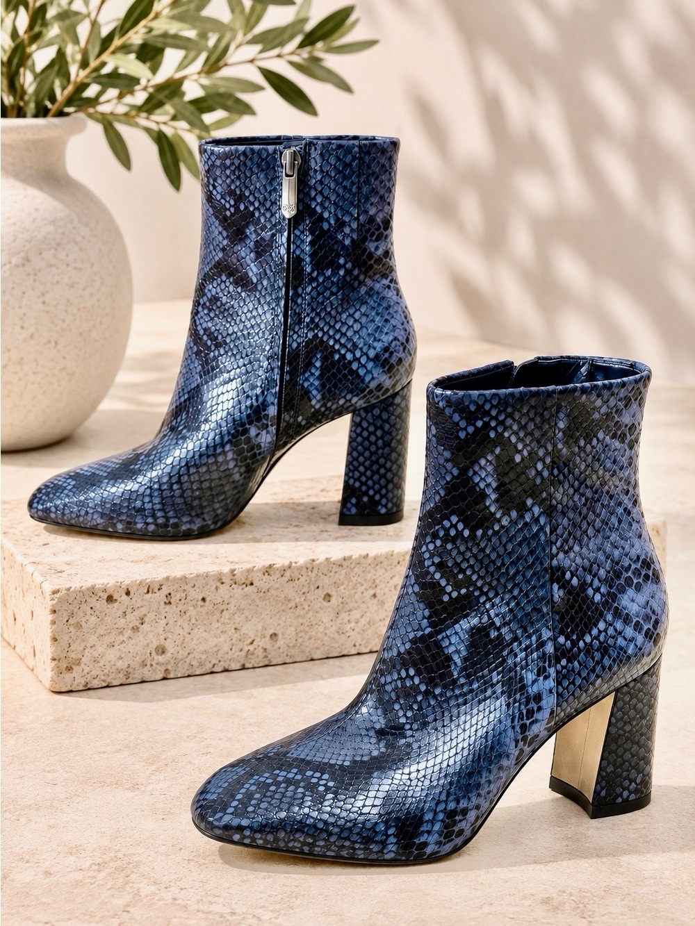 Sam Edelman Womens CODIE
leather Navy Ankle Boots Shoes 6.5M snake print
